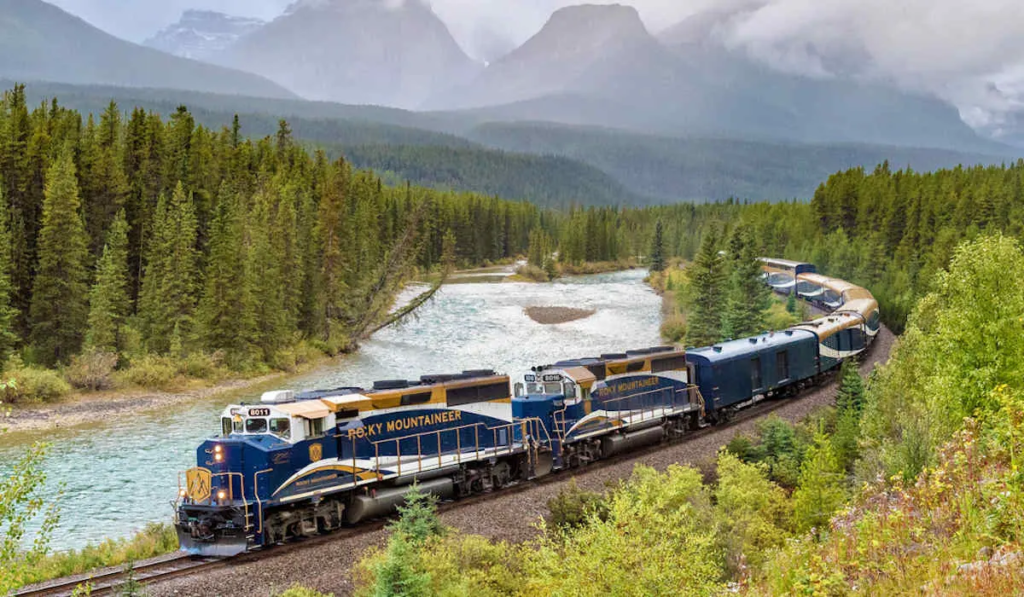 rocky-mountaineer-train-1200x700-1